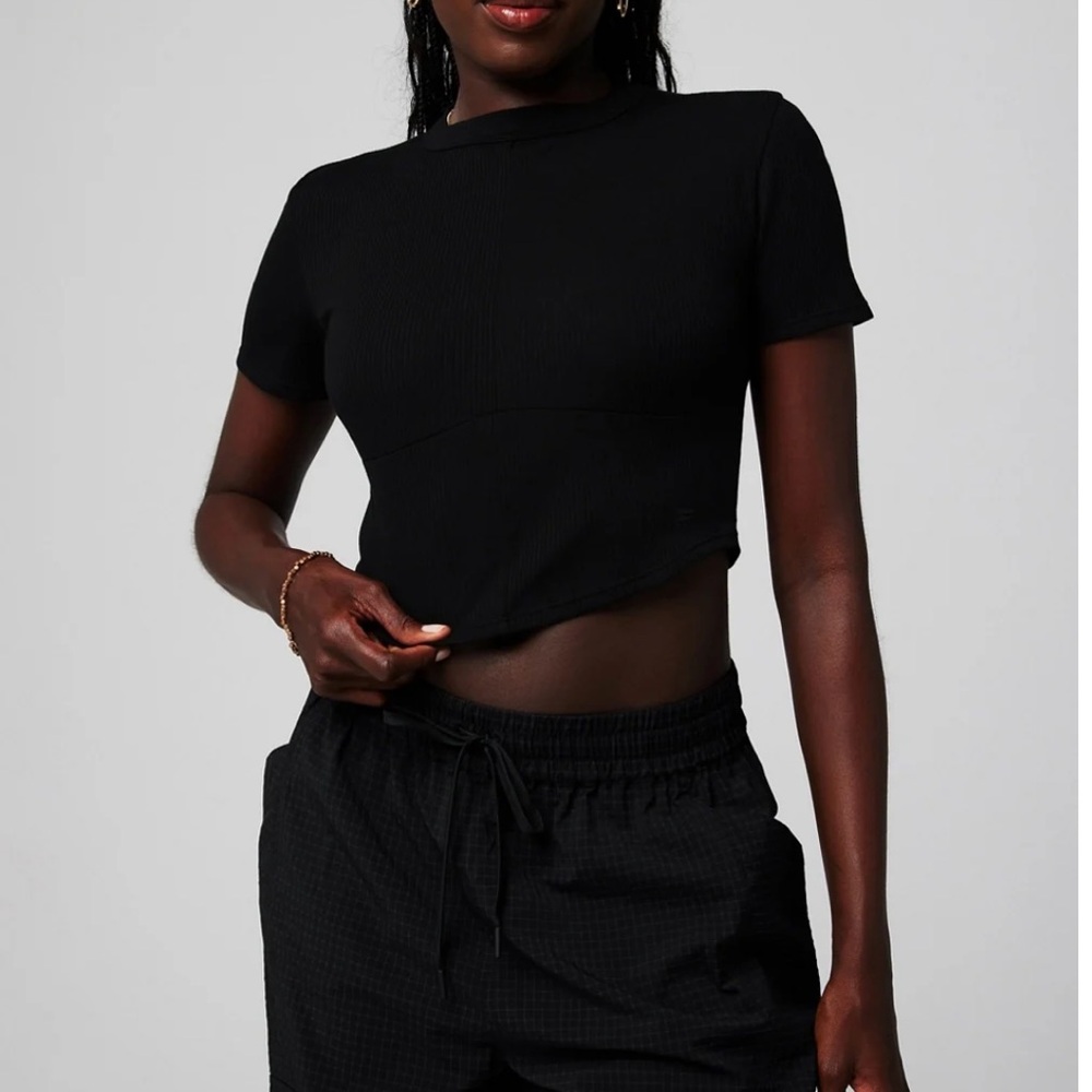 NEW W/TAGS- FABLETICS Black Ribbed Fitted Crop T-Shirt XL — BLACK